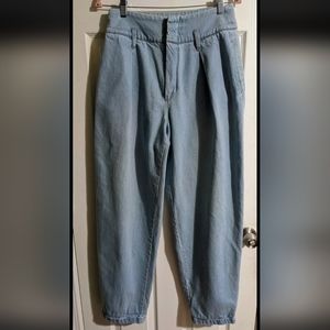 Nueque Tapered Fit Light Wash Jeans L 100% Cotton High Waist Unique Designer